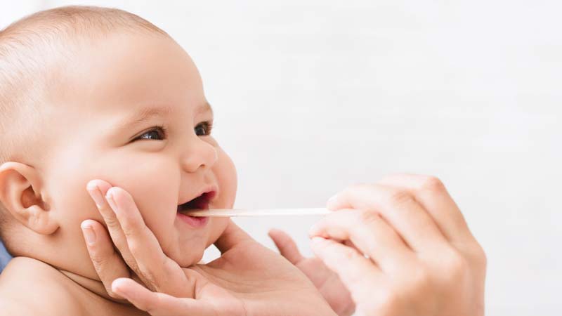 Baby's First Dental Visit Baby at First Pediatric Dental Visit